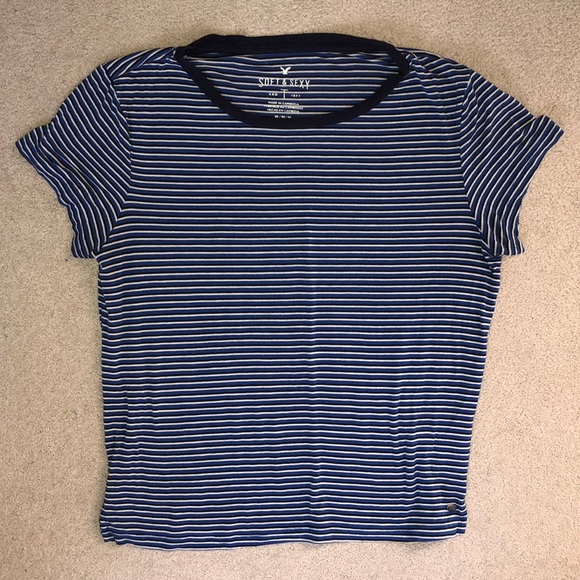 3/$30 Soft & Sexy American Eagle T-Shirt - Picture 1 of 3